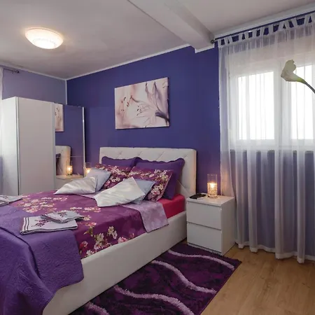 Cozy In With Kitchen * Pula