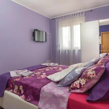 Сasa de vacaciones Cozy In With Kitchen